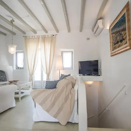 Pathos Villa *